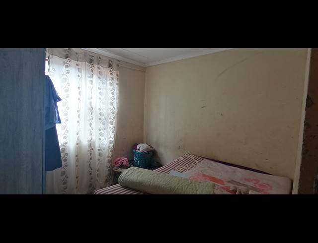 2 BEDROOM HOUSE FOR SALE IN MCNAUGHTON